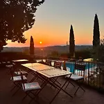 Relais La Cappella Hotel 3*